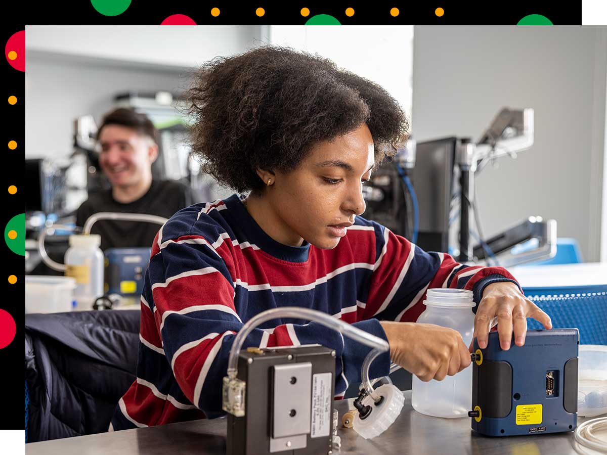 Student Emira Refai-Gray learning in the lab on campus. 