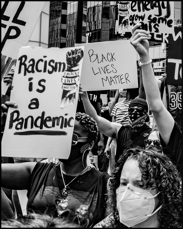 People protest for Black Lives Matter in Dundas Square in Toronto. Photo George Pimentel.