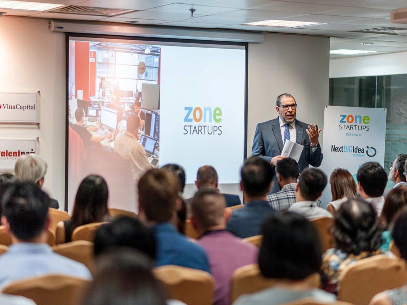 President Mohamed Lachemi speaking to innovators at the opening of Zone Startups Vietnam