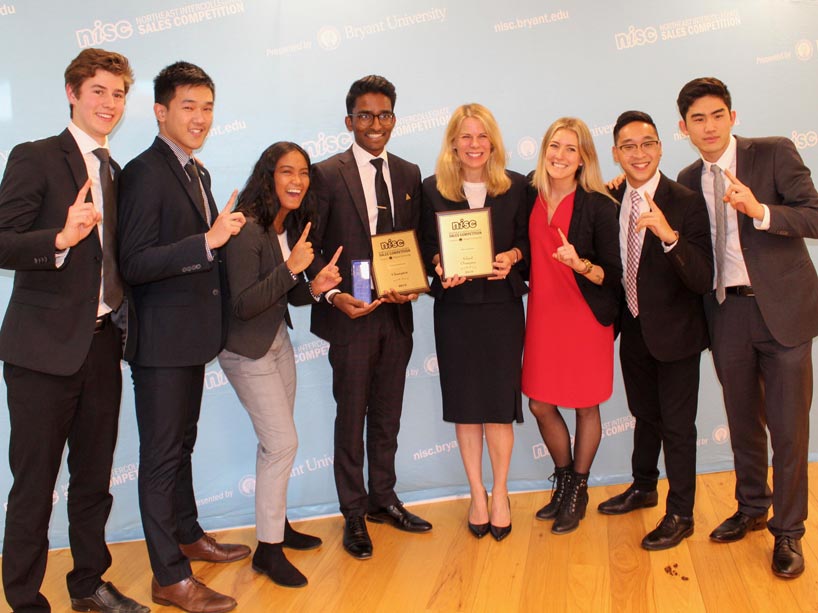 Ryerson’s 2018 Sales Leadership Program team poses for a photo after winning a major U.S. competition last fall