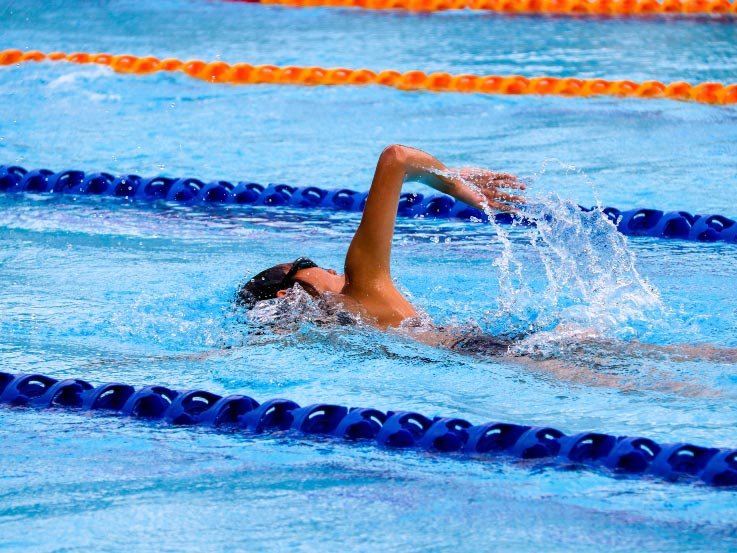 Swimming - Recreation - Toronto Metropolitan University