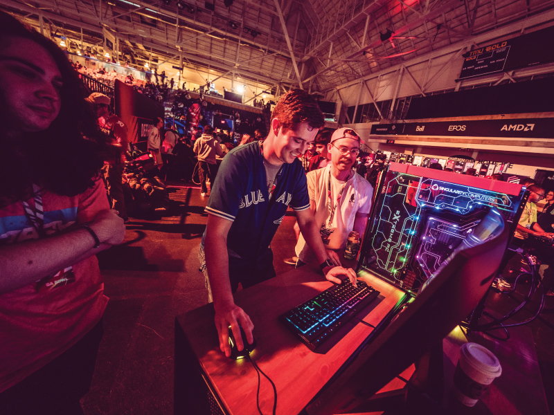 Exploring cutting-edge technology, AMD offers event attendees the opportunity to test and potentially win one of their finest desktop computers through a giveaway