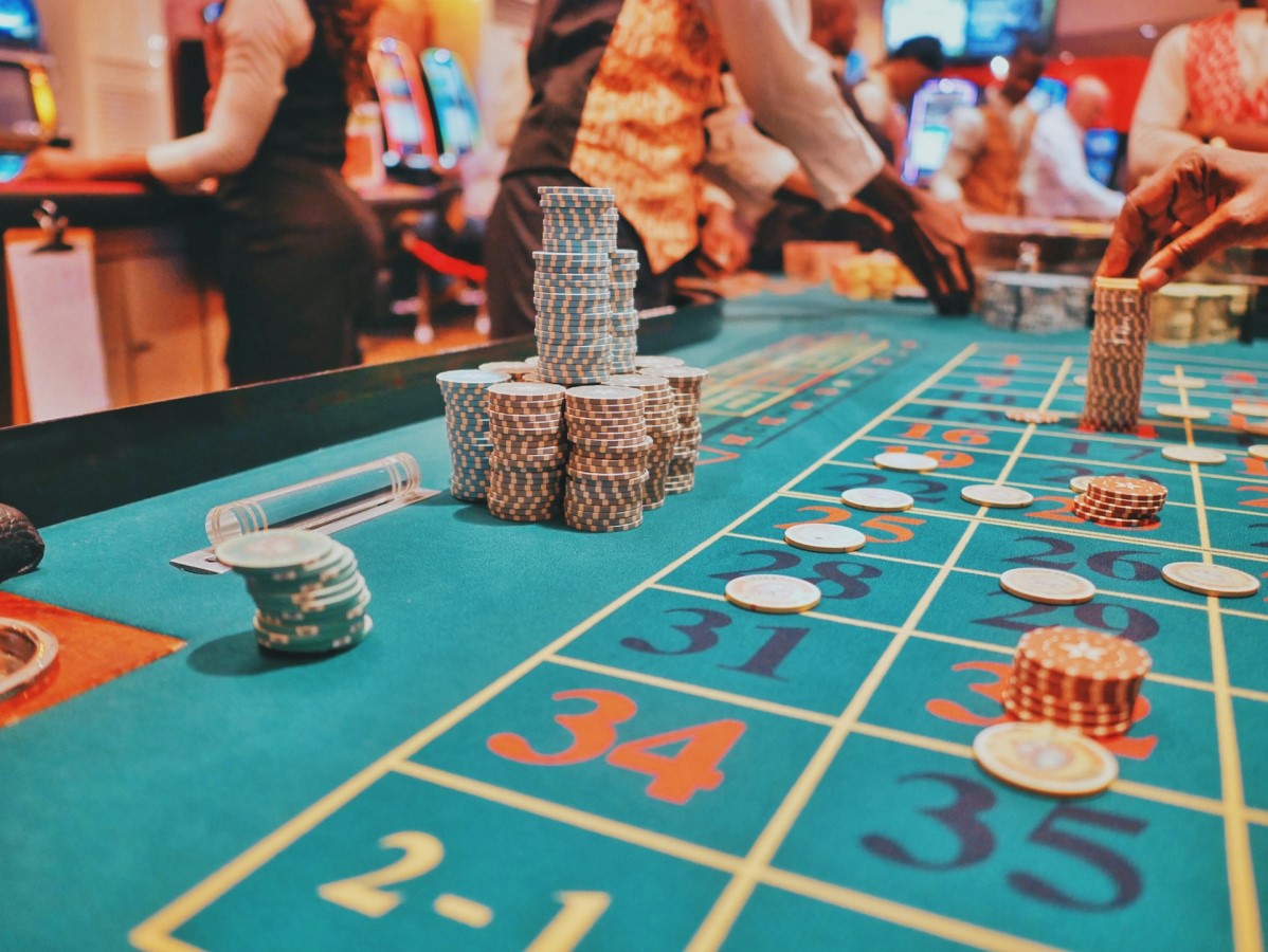 Understanding the Challenges Faced by Casino Employees – Ted Rogers School of Management